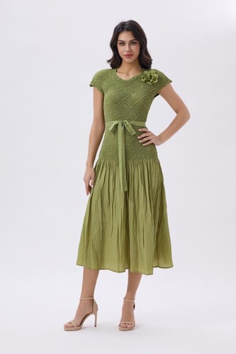 فستان ميدي أخضر كيوي