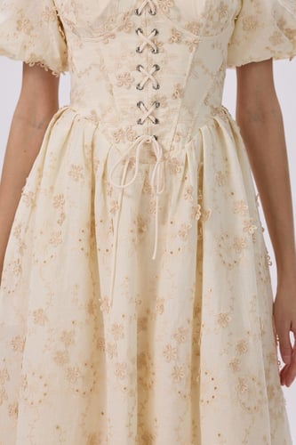 فستان بيج ميدي بأكمام منفوشة أنيق