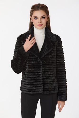 جاكيت فرو اسود