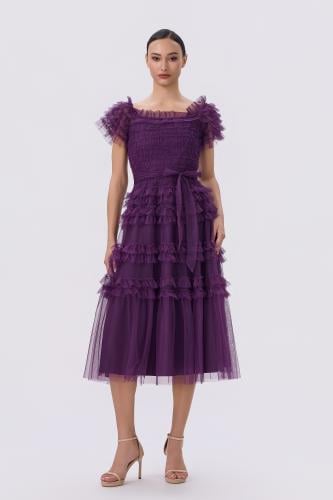 فستان بنفسجي