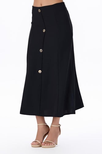 تنورة بأزار ذهبية