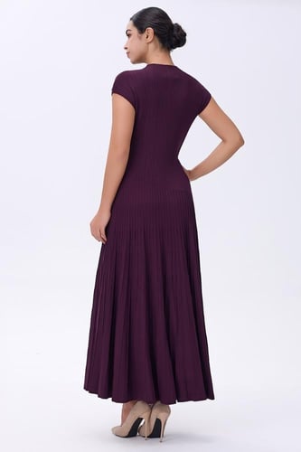 فستان بنفسجي استرتش مع وردة