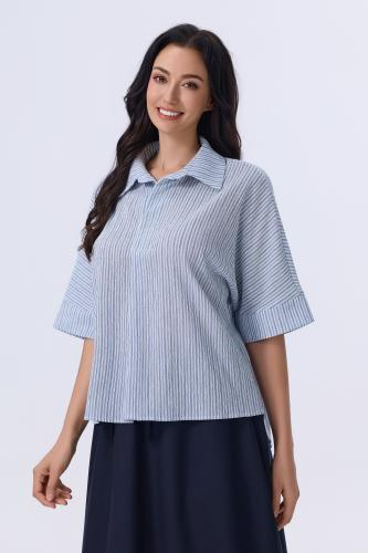 بلوزة مخططة زرقاء بقصة مريحة وياقة كلاسيكية | Pran...