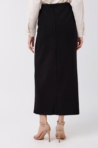 تنورة اسود سحب