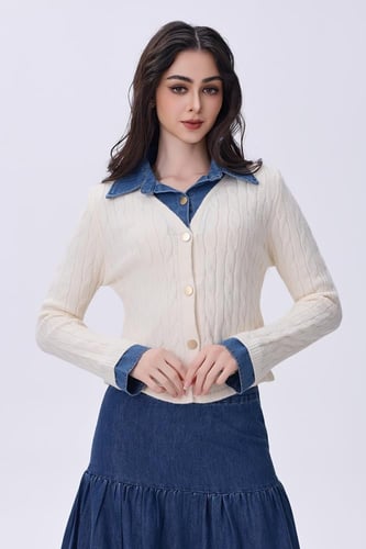 بلوزة بيج صوفية بأكمام وياقه جينز