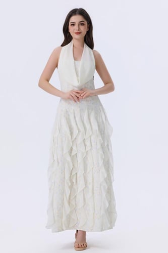 فستان أوف وايت طويل بتفاصيل كشكش