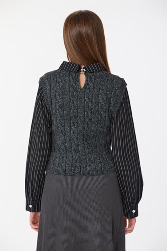 بلوزة صوف وقطن