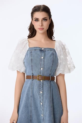 فستان جينز مع دانتيل