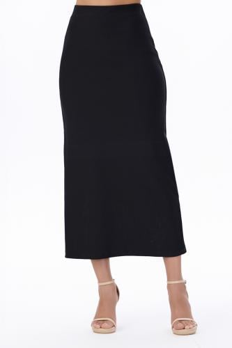 تنورة ميدي بقصة مستقيمة