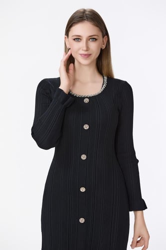 فستان اسود استرتش