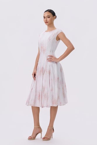 فستان مطبوع مطرز