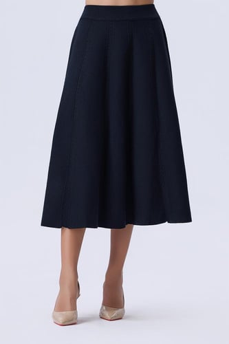 تنورة شتوى ميدي