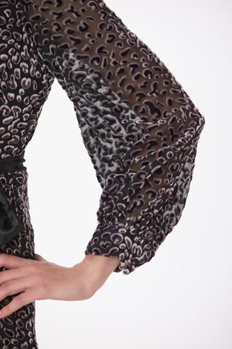 فستان طبع مخمل نقشة الفهد