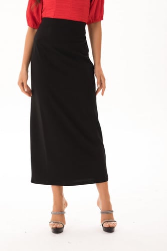 تنورة كريب استرتش ميدي