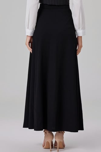 تنورة كريب استرتش كلوش