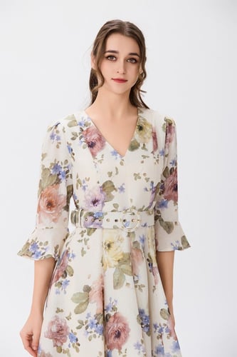 فستان كتان ناعم مع حزام عريض