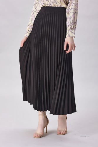 تنورة كلوش بكسرات