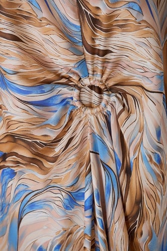 جلابية ستان بتمويجات الأزرق والبيج