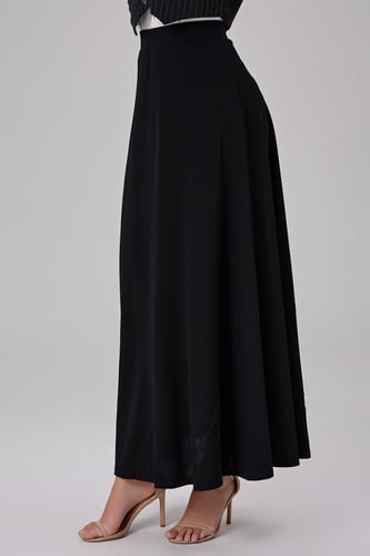 تنورة كريب استرتش كلوش