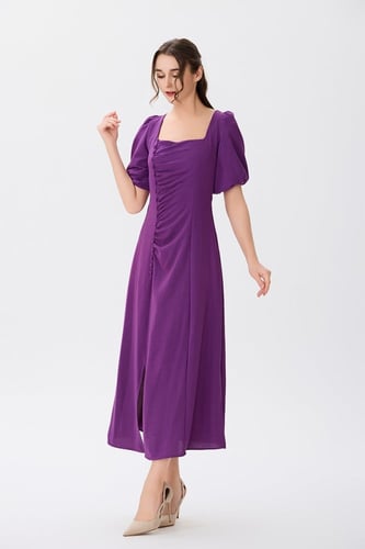 فستان كتان موف بياقة مربعة