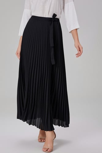 تنورة اسود مقلم