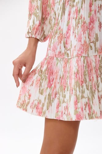 فستان بليسيه بنقشة الورد