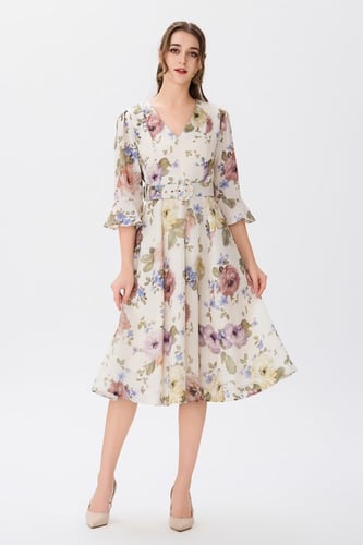 فستان كتان ناعم مع حزام عريض