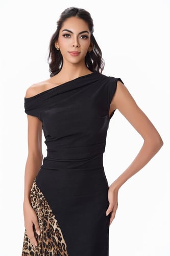 فستان كريب اسود مع بليسيه