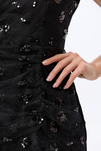 فستان اسود تول