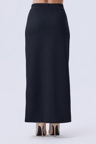 تنورة مستقيمة أسود طويلة