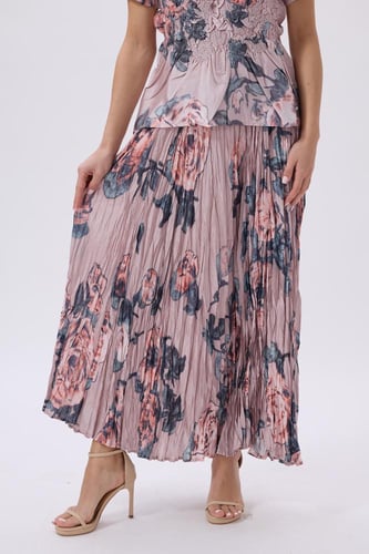 طقم وردي مطبوع