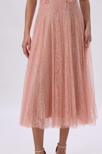 فستان وردي ميدي