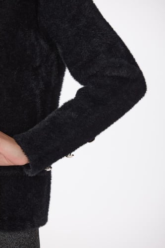 جاكيت صوف كلاسيك