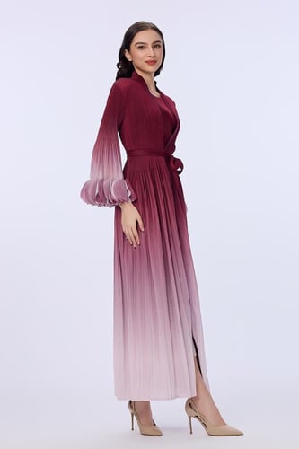 فستان بليسيه بتدرج العنابي