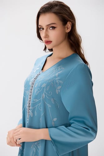 جلابية ستان ازرق بترولي مع إكسسوار