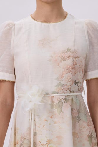 فستان بيج بطبعة الزهور