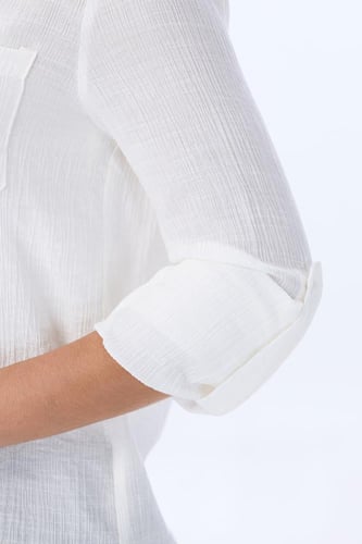 بلوزة اوف وايت