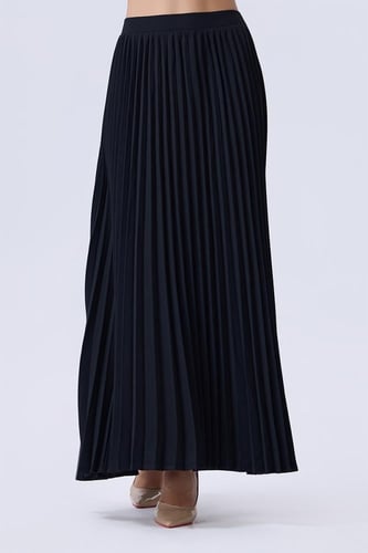 تنورة سوداء طويلة بليسيه بخصر عالي