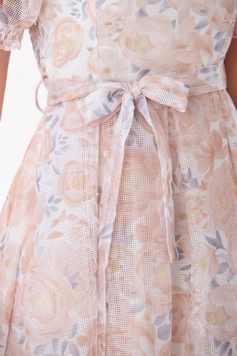 فستان اورغنزا بنقشة الورود