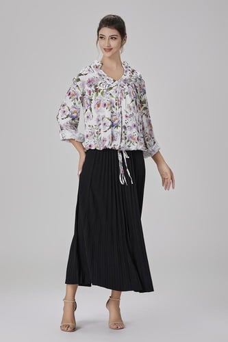 بلوزة قطن فضفاضة