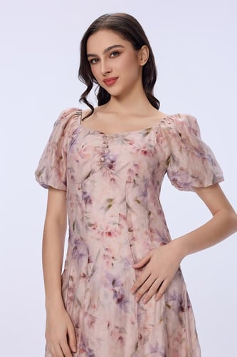 فستان شيفون بطبعة الورد