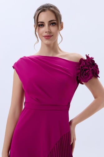 فستان كريب بجانب بليسيه فوشي