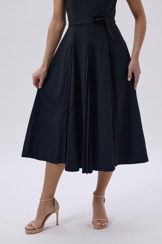 فستان اسود ميدي