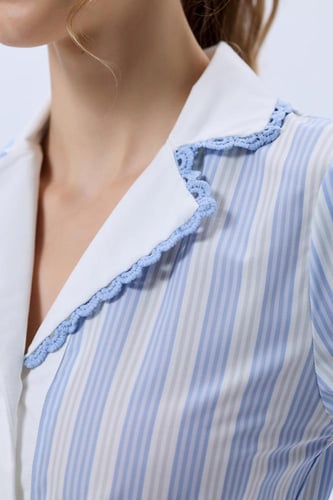 فستان بقصة القميص