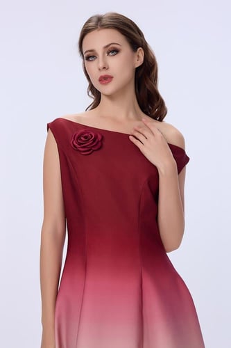 فستان احمر كريب