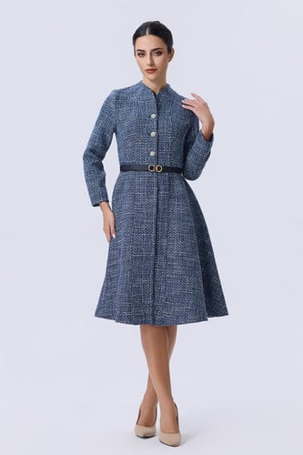 فستان شتوي أزرق بتصميم تويد أنيق