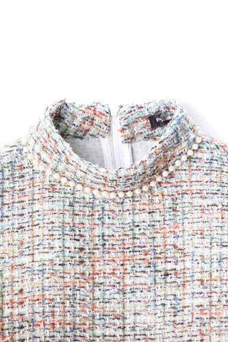 بلوزة دانتيل