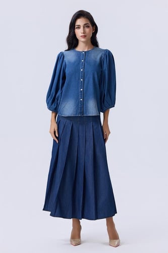 بلوزة جينز بأكمام منفوخه