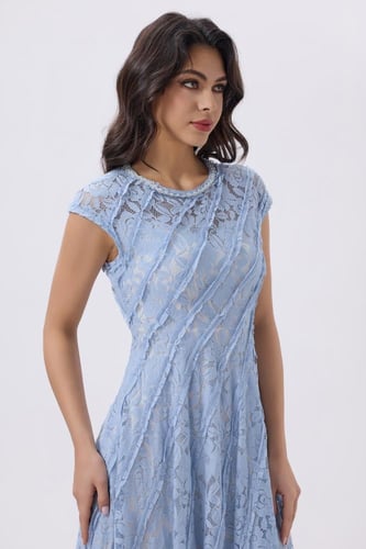 فستان ميدي أزرق دانتيل