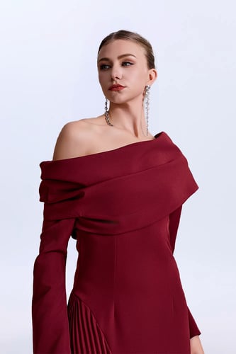 فستان كريب مع بليسيه